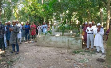 দেবহাটা রিপোর্টার্স ক্লাবের সভাপতি আর.কে.বাপ্পার মায়ের চেহলাম, কবর জিয়ারত ও দোয়ানুষ্টান অনুষ্ঠিত