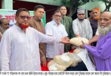 সাতক্ষীরায় ঈদের খুশি ভাগাভাগি করে নিতে‘মা’ ফাউন্ডেশনের পক্ষ থেকে অসহায় ও দুস্থ্য পরিবারের মাঝে সেমাই চিনি বিতরণ