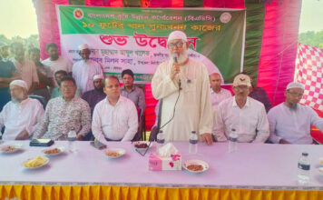 দেবহাটার ১০ফুটের খাল কাটা উদ্বোধন করলেন সাতক্ষীরা-২ আসনের এমপি মুহাদ্দিস আব্দুল খালেক