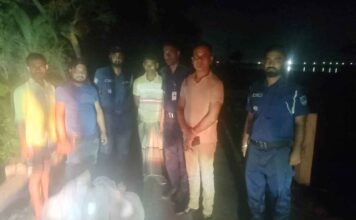 দেবহাটায় পুলিশের অভিযানে ভারতীয় রেনু আটক, পরে খালে অবমুক্ত