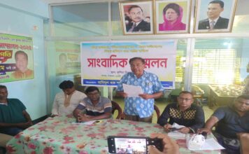 দেবহাটার কুলিয়া ইউনিয়ন বিএনপির সভাপতির বিরুদ্ধে অপপ্রচারের প্রতিবাদে সাংবাদিক সম্মেলন