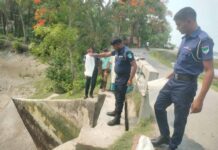 দেবহাটায় পুলিশের অভিযানে আটক ভারতীয় রেনু খালে অবমুক্ত