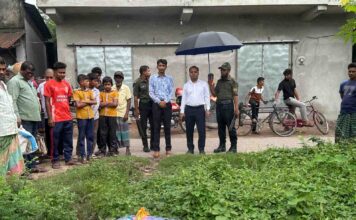 দেবহাটায় ভ্রাম্যমান আদালতে অবৈধ কারেন্ট জাল জব্দ ও জরিমানা, পরে বিনষ্ট