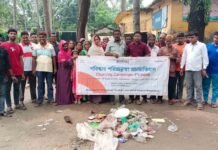 দেবহাটার বিভিন্ন বাজার ও একাধিক স্থানে পরিষ্কার পরিচ্ছন্নতা প্রচারাভিযান অনুষ্ঠিত